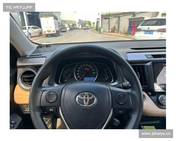 丰田RAV4荣放油耗被晒,车主坦言:人生中第一台SUV 丰田RAV4荣放油耗被晒,车主坦言:人生中第一台SUV