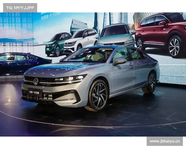 全新迈腾来了！除了油耗 别的都暴增